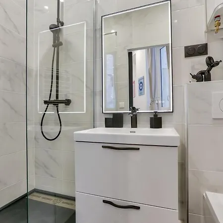 Charming& Cozy Flat - Montmartre Sacre Coeur *