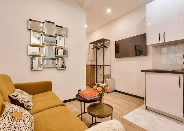 Charming& Cozy Flat - Montmartre Sacre Coeur 아파트